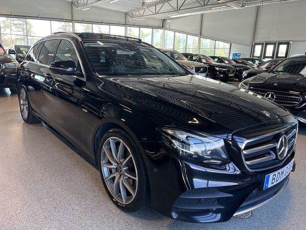 Mercedes E200 T 9G-Tronic AMG Line Panorama 360Kamera Drag Euro 6 - 2020