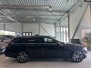 Mercedes E300 bild 2