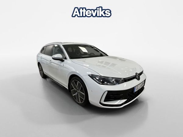 Volkswagen Passat R-LINE 2.0 TDI 4M *Panoglastak/Elstolar... - 2026