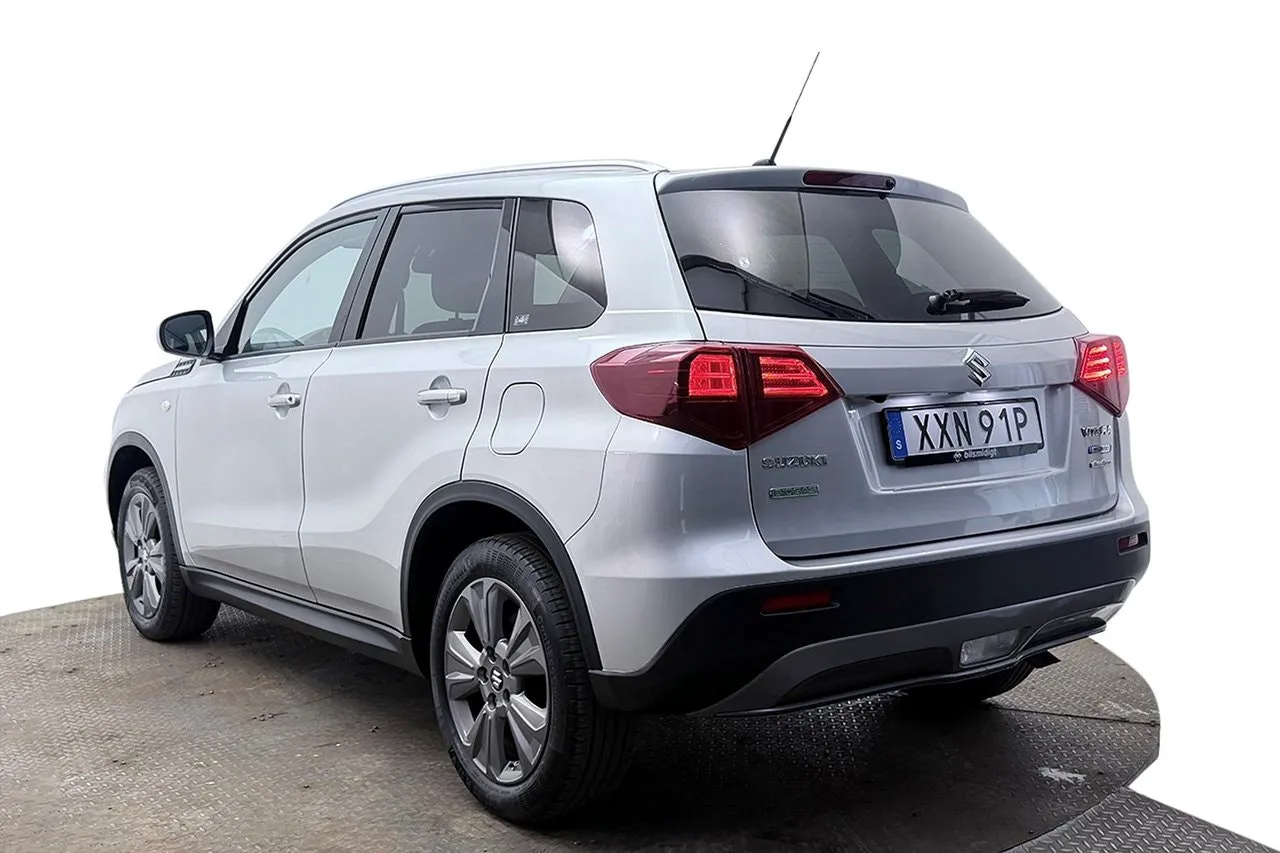 Vehicle image 8