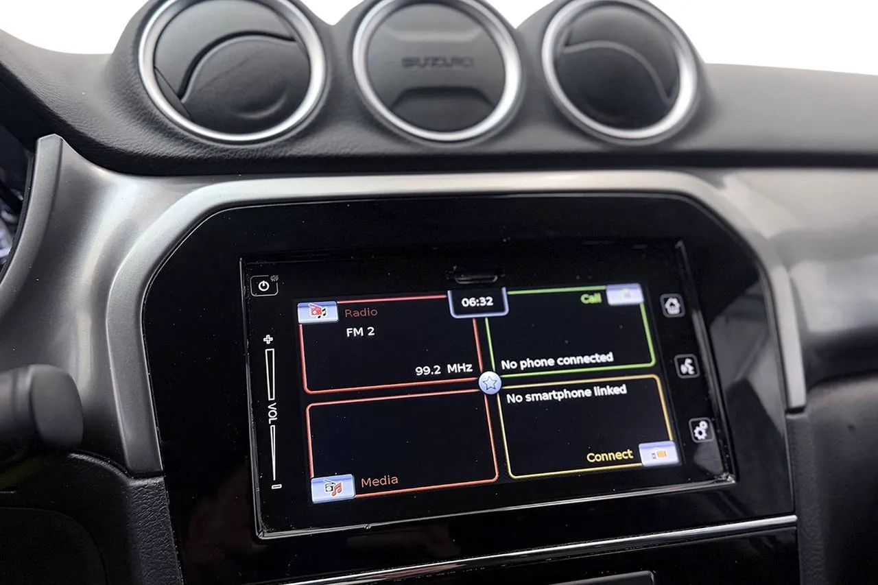Vehicle image 21
