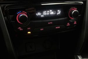Suzuki Vitara bild 23