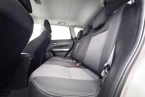 Suzuki Vitara bild 14
