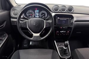 Suzuki Vitara bild 17