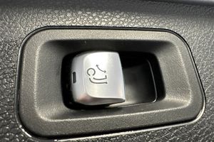 Mercedes E220 bild 17