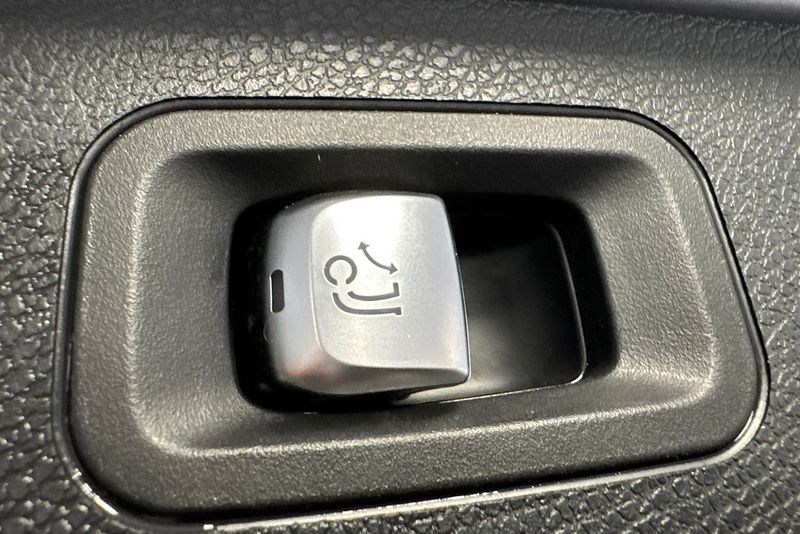 Mercedes E220 bild 17