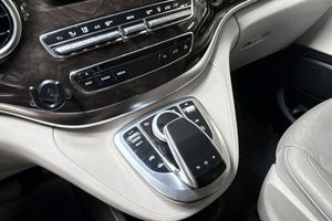 Mercedes V220 bild 9