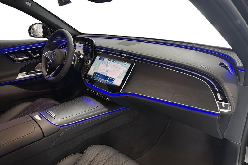 Mercedes E300 bild 9