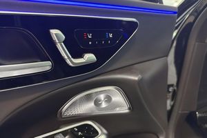 Mercedes E300 bild 12