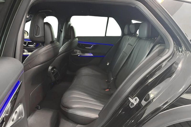 Mercedes E300 bild 8