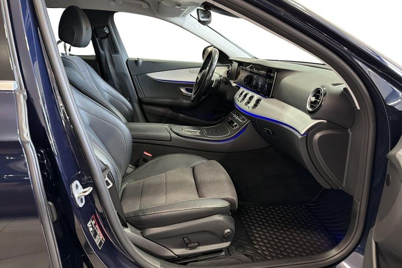 Mercedes E300 bild 9