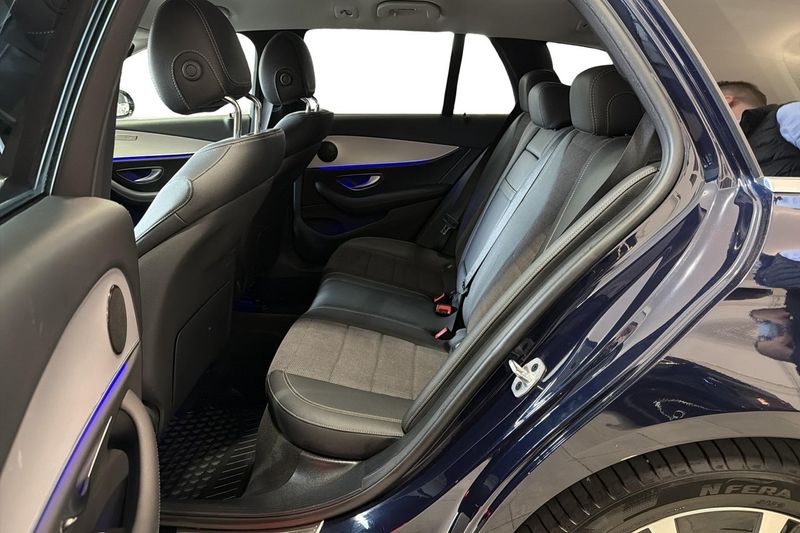 Mercedes E300 bild 8