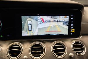 Mercedes E300 bild 13