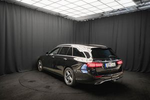 Mercedes E300 bild 9