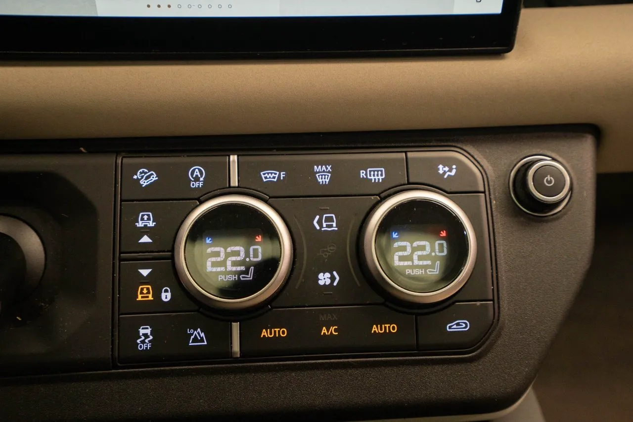 Vehicle image 29