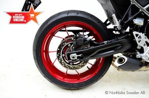 Suzuki GSX-8 bild 5