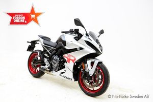 Suzuki GSX-8 bild 3