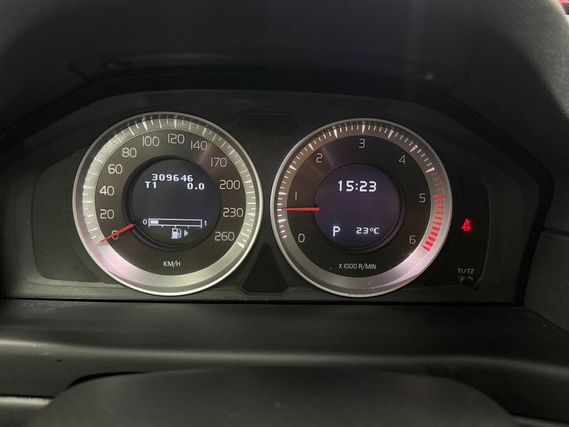 Volvo XC70 bild 9