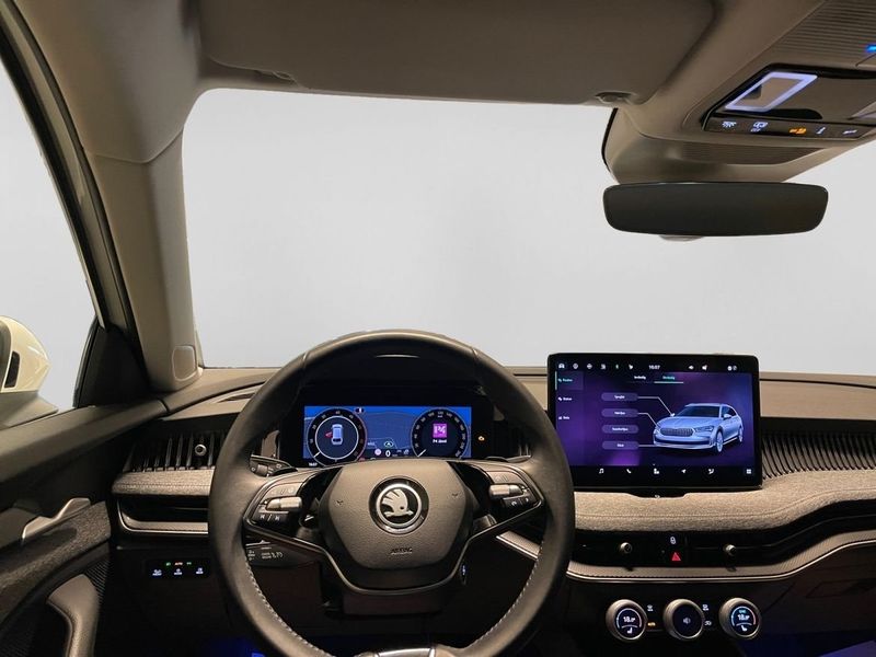 Skoda Superb bild 6