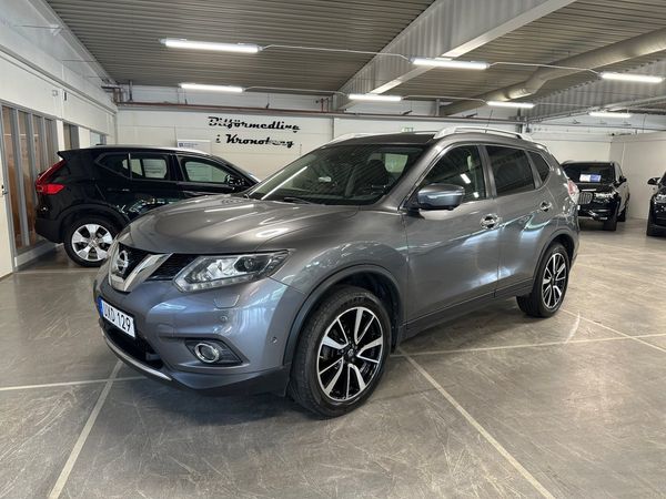 Nissan X-Trail 1.6 dCi Dragkrok 360° Kamera Navigation Skinnklädsel - 2016