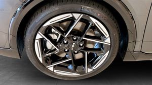 Kia K4 bild 9