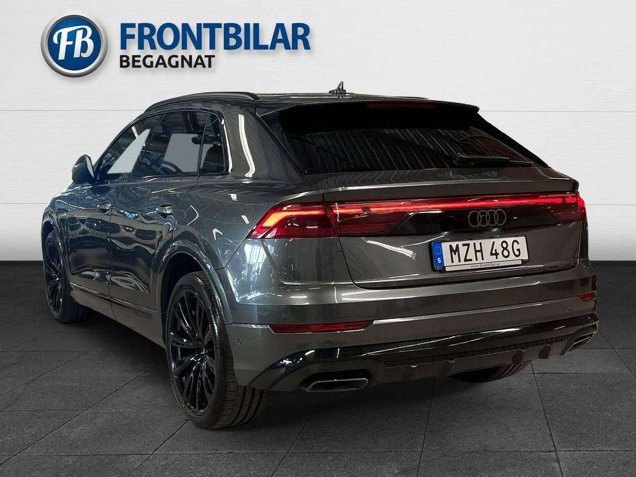 Vehicle image 7