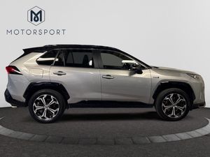 Toyota RAV4 bild 10