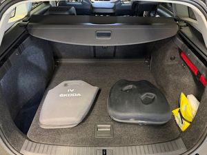 Skoda Enyaq bild 16
