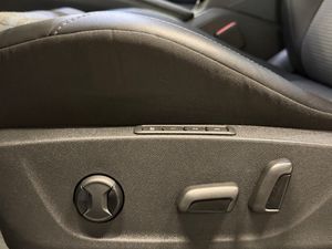 Skoda Enyaq bild 18