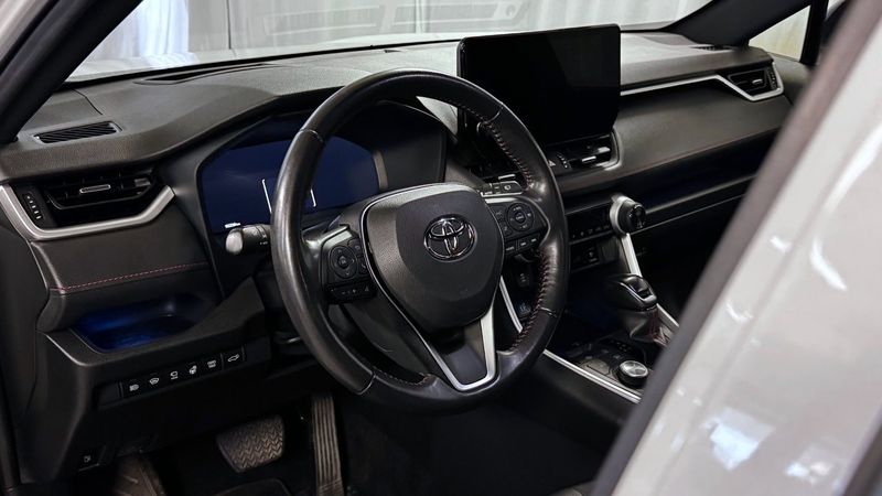 Toyota RAV4 bild 13
