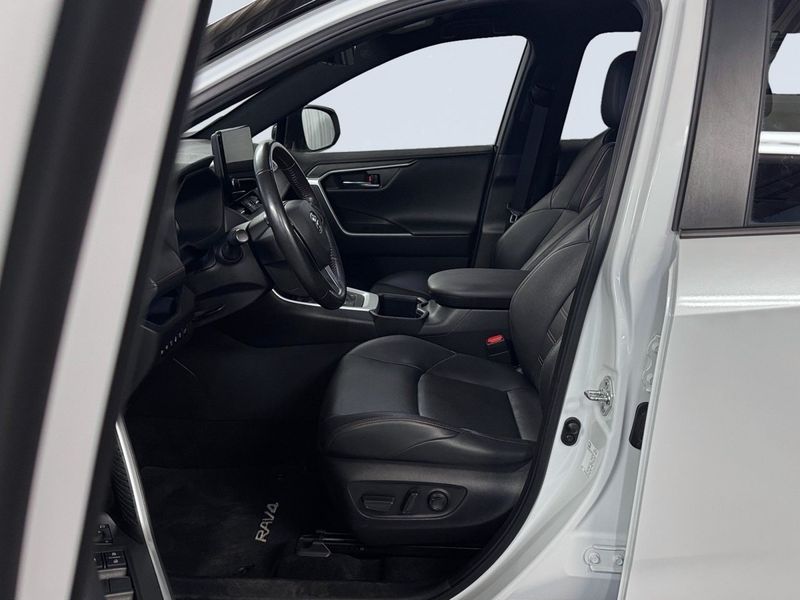 Toyota RAV4 bild 11