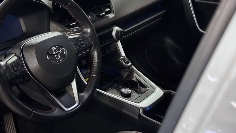 Toyota RAV4 bild 19