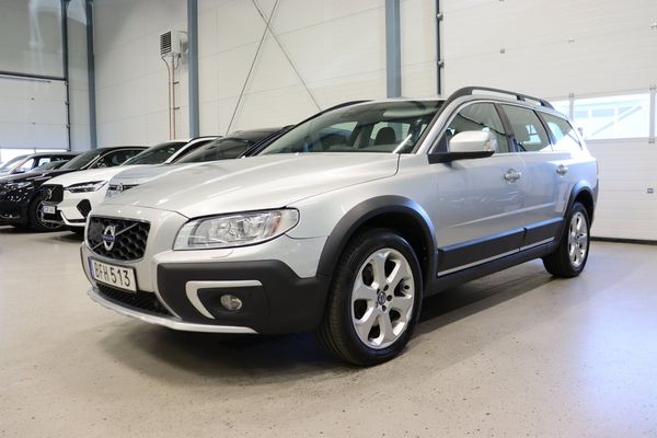 Volvo XC70 D4 AWD Classic Summum Drag P-Värm Kamrembytt 181hk - 2016