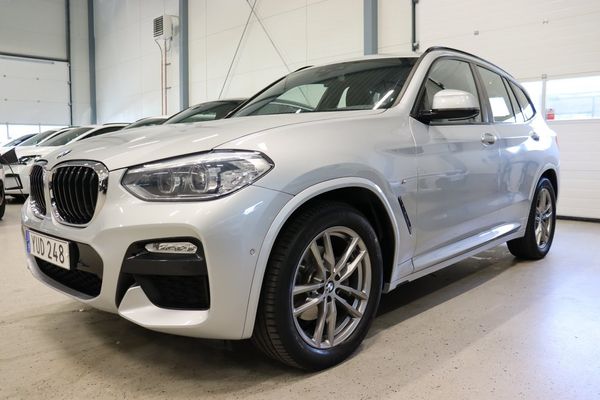 BMW X3 xDrive20d M Sport Läder B-Kamera Drag 2-Ägare 190hk - 2019
