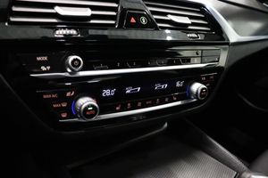 BMW 520 bild 25