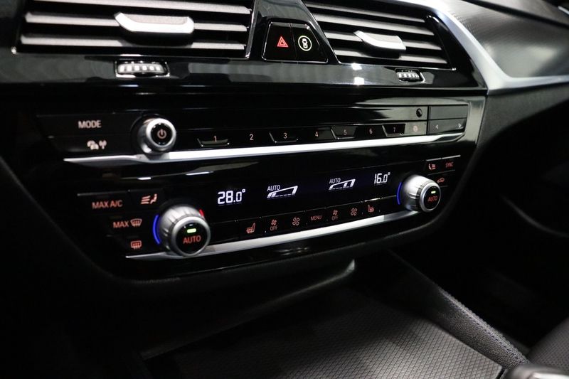 BMW 520 bild 25