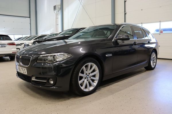 BMW 520 d xDrive Touring Drag M-ratt Läder HiFi D-Värm 190hk - 2015