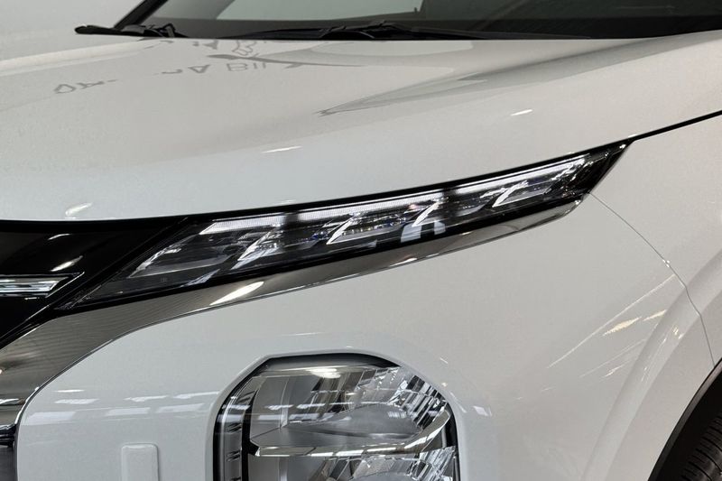 Mitsubishi Outlander bild 4
