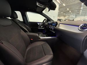 Mercedes GLA250 bild 9