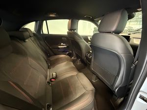 Mercedes GLA250 bild 11