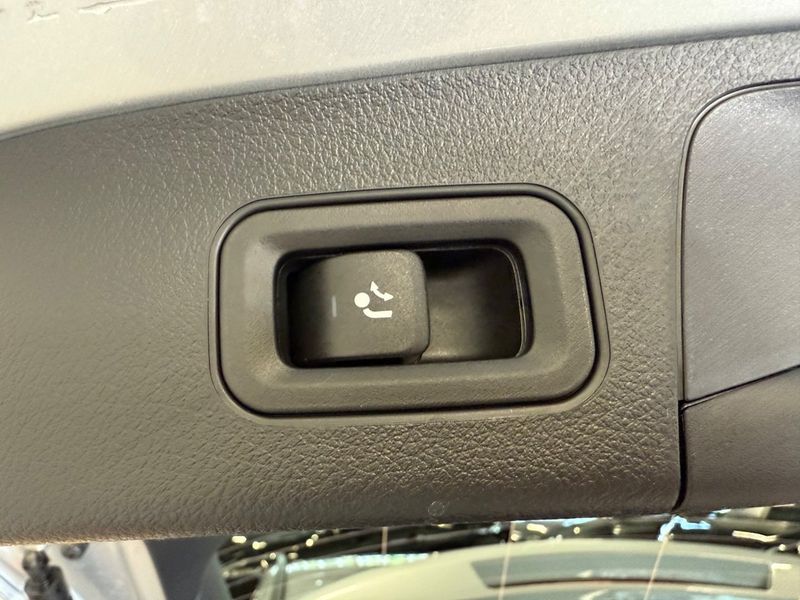 Mercedes GLA250 bild 7