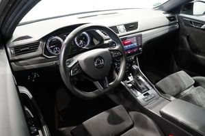 Skoda Superb bild 4