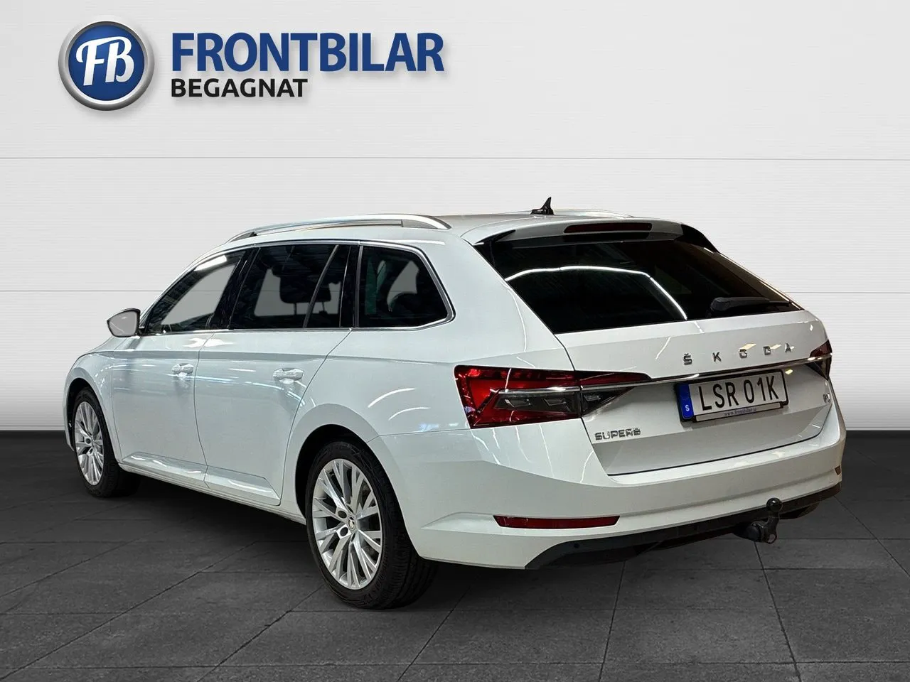 Vehicle image 7