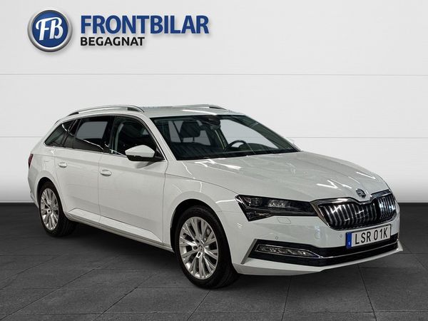 Skoda Superb iV Kombi 1.4 /El Drag/B-kamera/Navi/P-värmare/ - 2023
