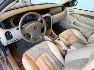 Jaguar X-Type bild 7