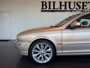 Jaguar X-Type bild 4