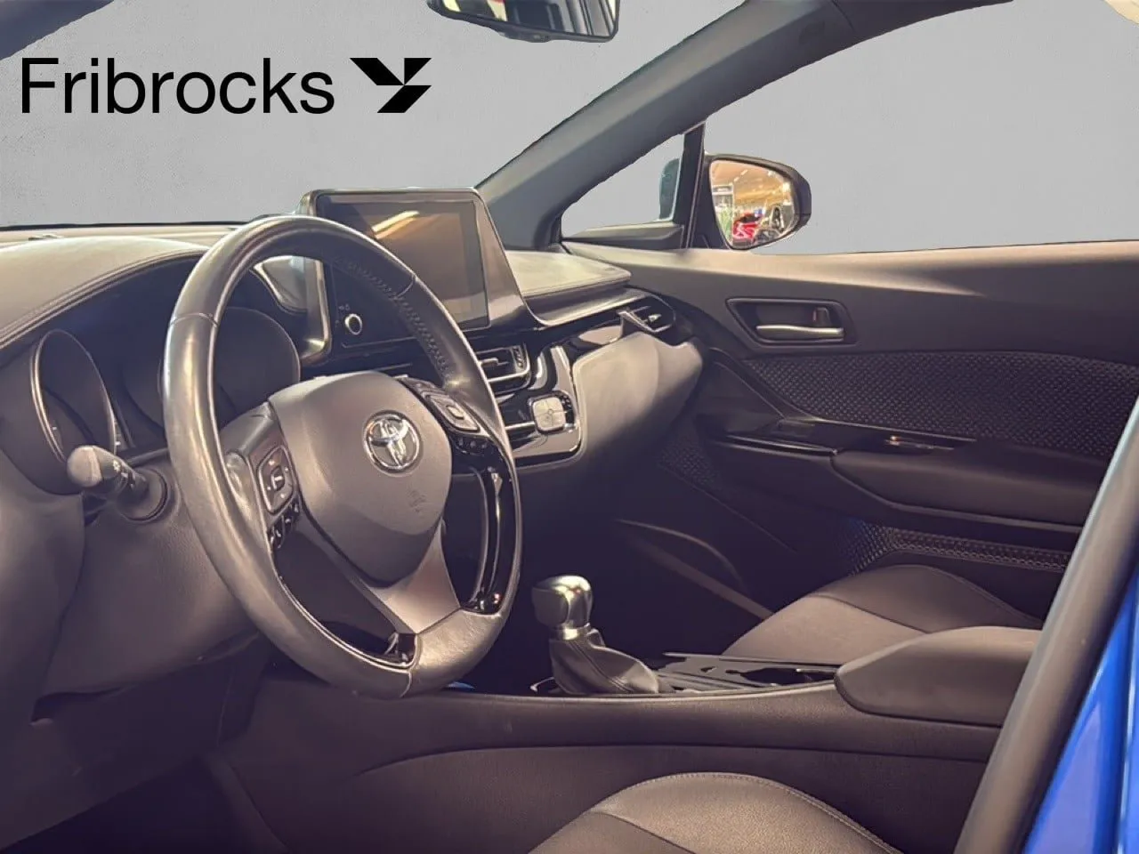 Vehicle image 8