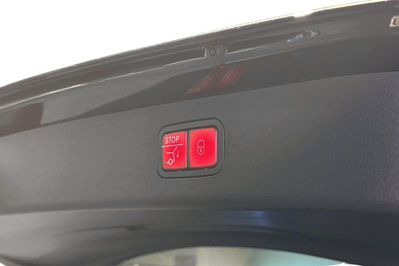 Mercedes E300 bild 17