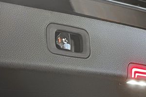 Mercedes E300 bild 18