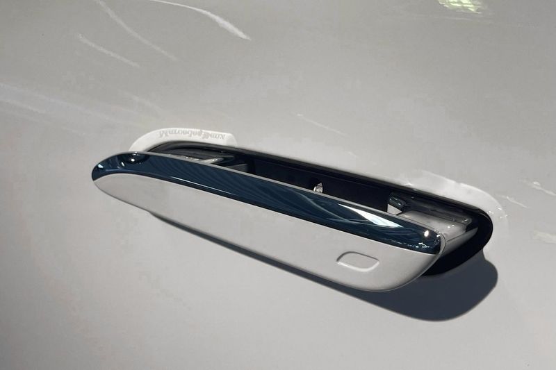 Mercedes E300 bild 18
